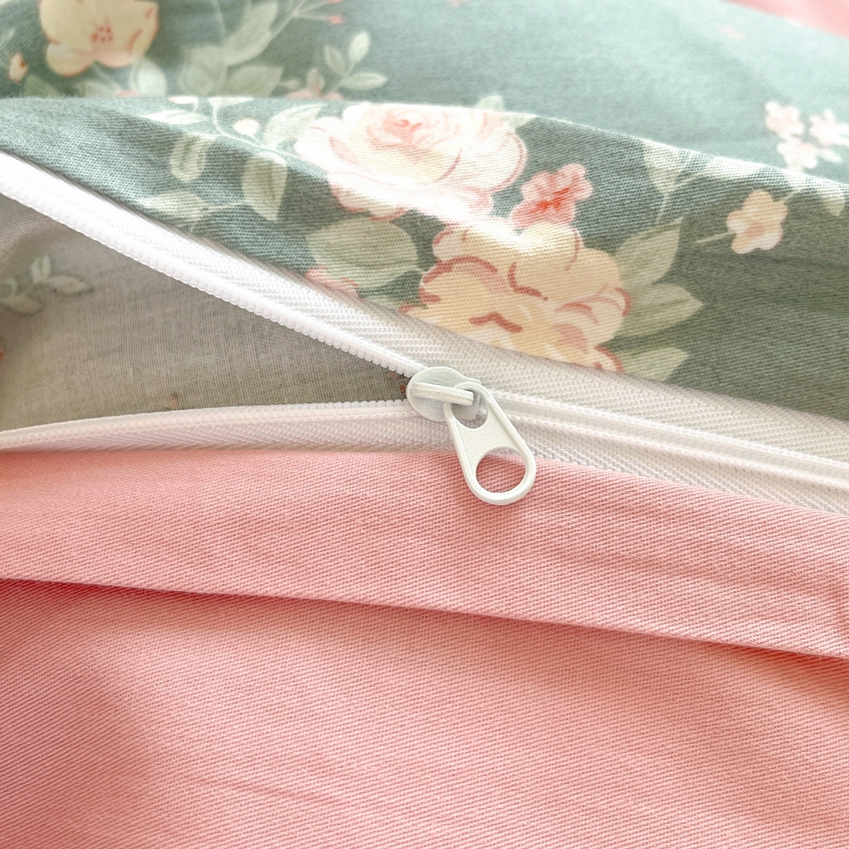 91家纺网 家纺一手货源 找家纺 柠馨 2025新款全棉印花四件套安凡妮系列 墨影