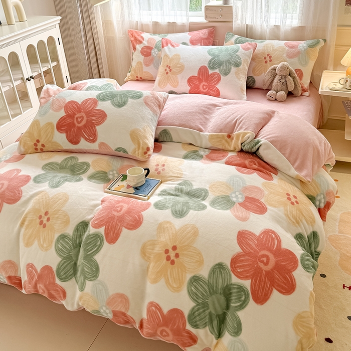 91家纺网 家纺一手货源 找家纺 （总）卡罗兰 2025新款200克牛奶绒小清新印花四件套