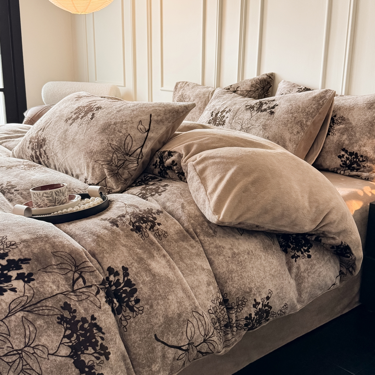 91家纺网 家纺一手货源 找家纺 （总）卡罗兰 2025新款200克牛奶绒小清新印花四件套