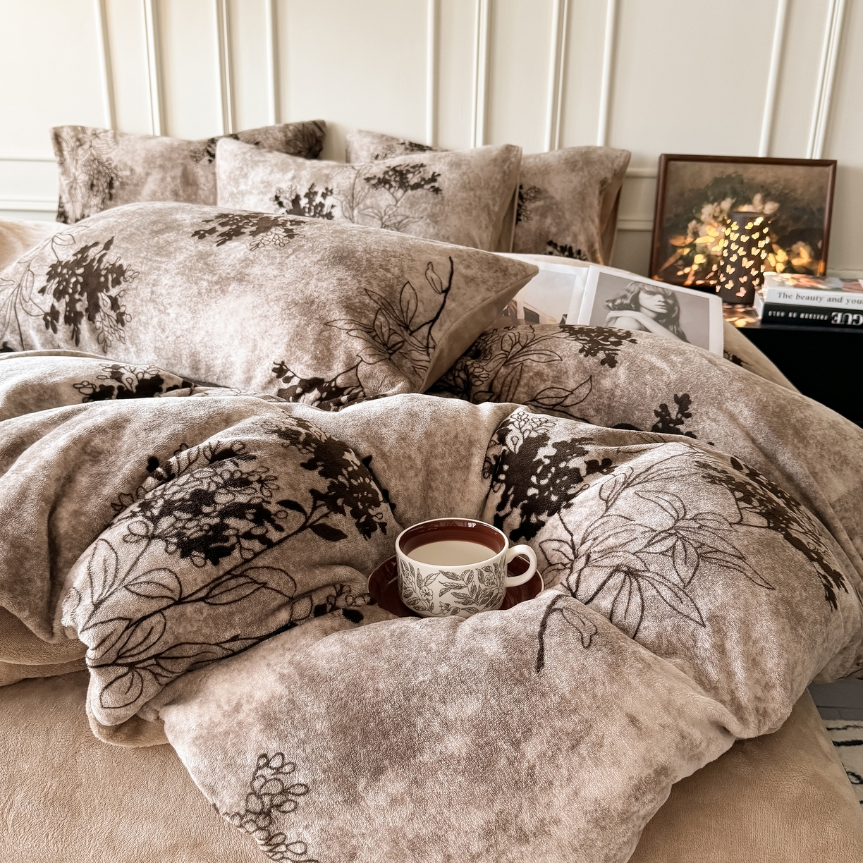 91家纺网 家纺一手货源 找家纺 （总）卡罗兰 2025新款200克牛奶绒小清新印花四件套