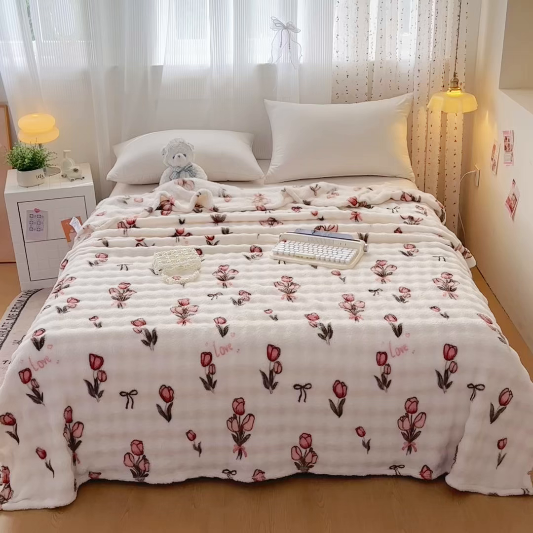 91家纺网 家纺一手货源 找家纺 爱彼家纺 2025秋冬新款泡泡绒印花毛毯毯子多功能盖毯-系列二 粉色郁金香