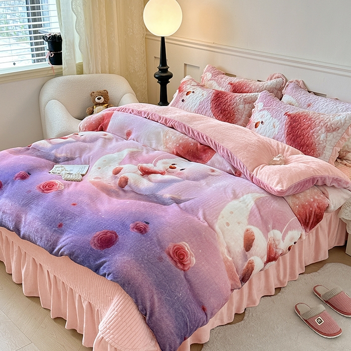 91家纺网 家纺一手货源 找家纺 雅眠居 2025直播爆款5D大版数码印花牛奶绒床盖四件套宝宝绒床裙 可爱熊