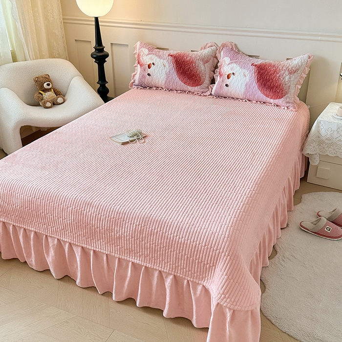 91家纺网 家纺一手货源 找家纺 雅眠居 2025直播爆款5D大版数码印花牛奶绒床盖四件套宝宝绒床裙 可爱熊