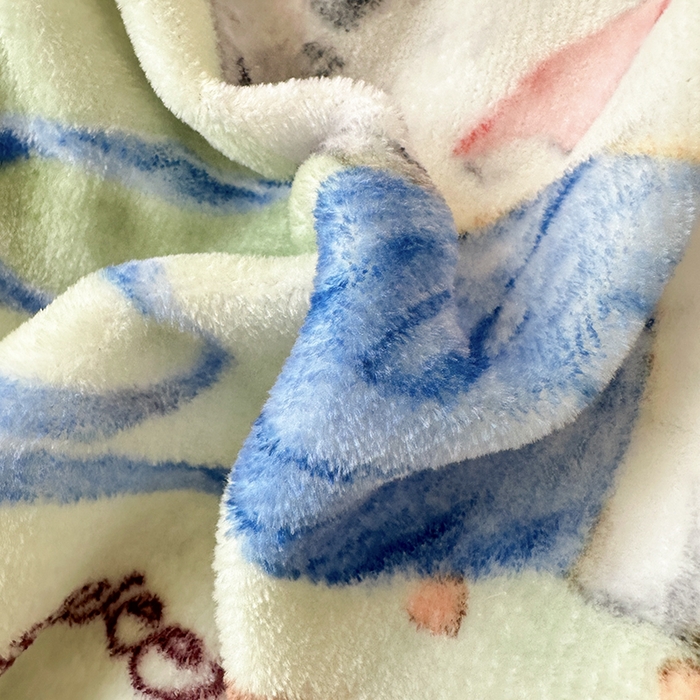 91家纺网 家纺一手货源 找家纺 雅眠居 2025直播爆款5D大版数码印花牛奶绒床盖四件套宝宝绒床裙 猫咪乐园