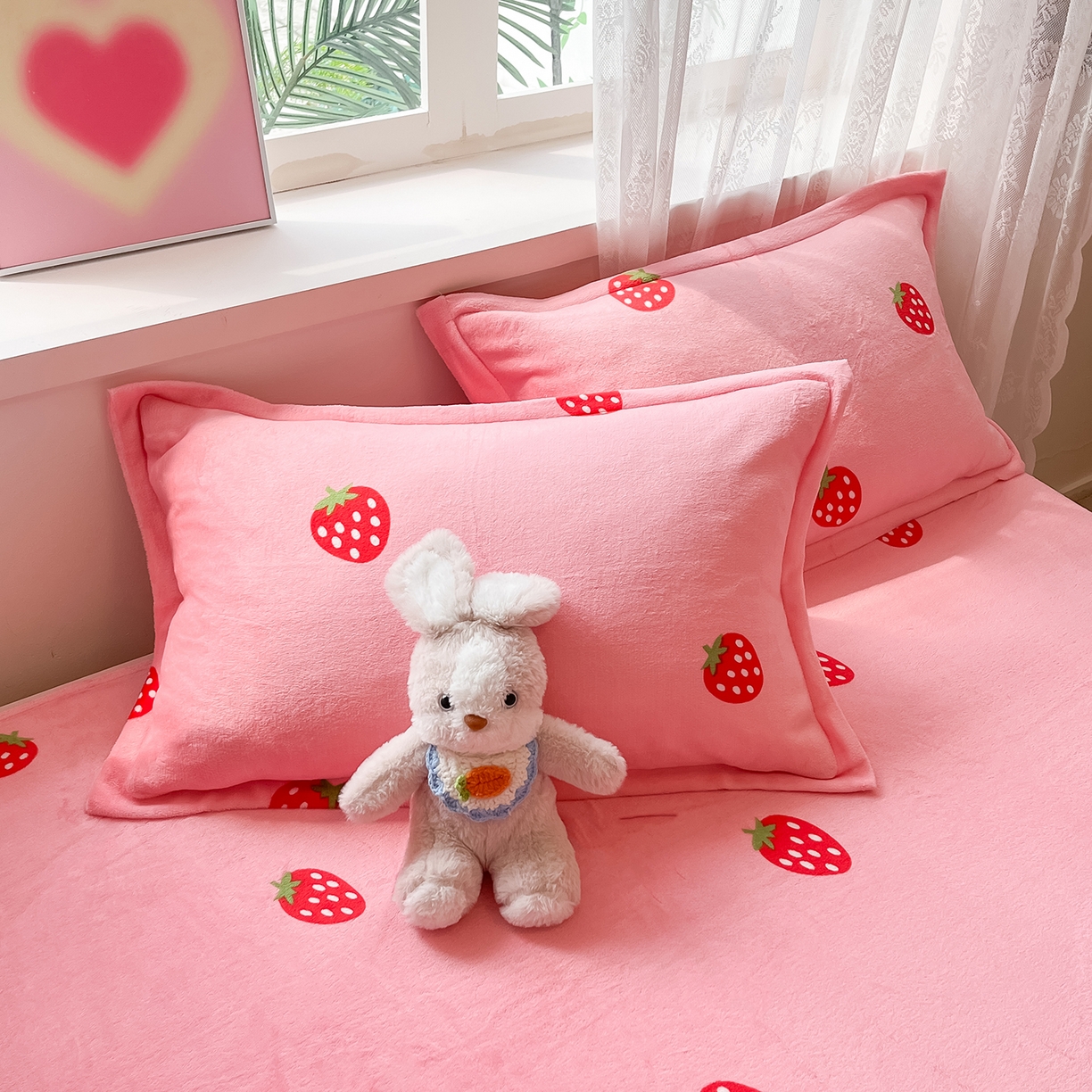 91家纺网 家纺一手货源 找家纺 卡斯诺家纺馆 2025新款高克重牛奶绒印花四件套 奶油甜心