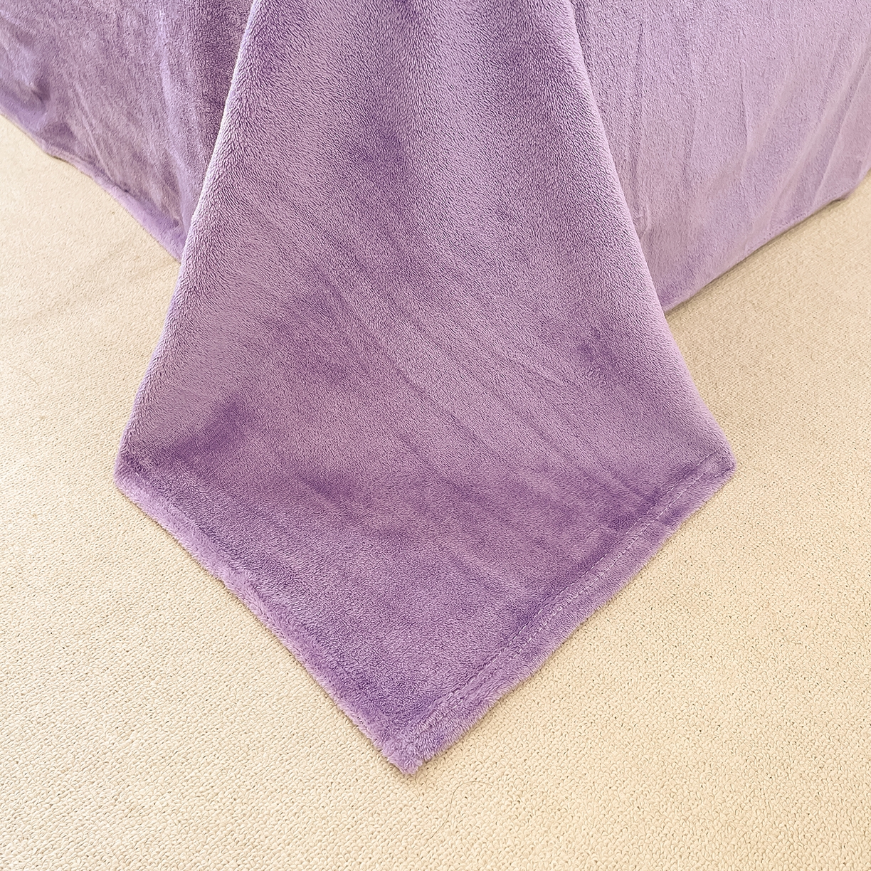 91家纺网 家纺一手货源 找家纺 卡斯诺家纺馆 2025新款高克重牛奶绒印花四件套 暖彩