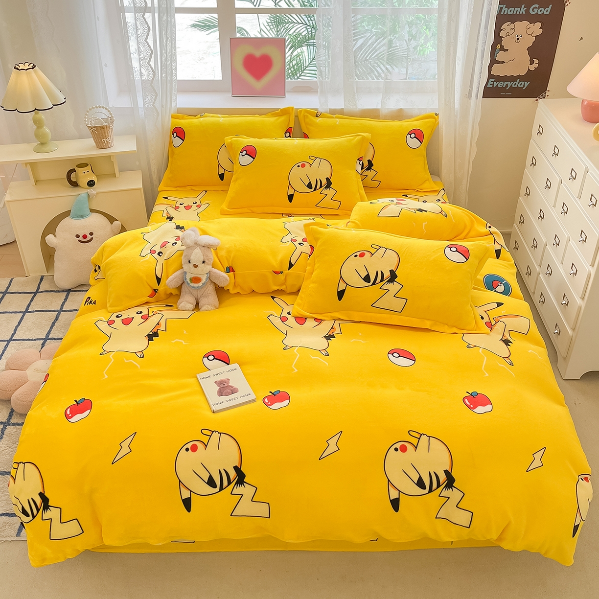 91家纺网 家纺一手货源 找家纺 卡斯诺家纺馆 2025新款高克重牛奶绒印花四件套 皮卡丘