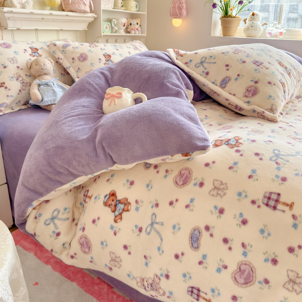 91家纺网 家纺一手货源 找家纺 卡斯诺家纺馆 2025新款高克重牛奶绒印花四件套 苏颜