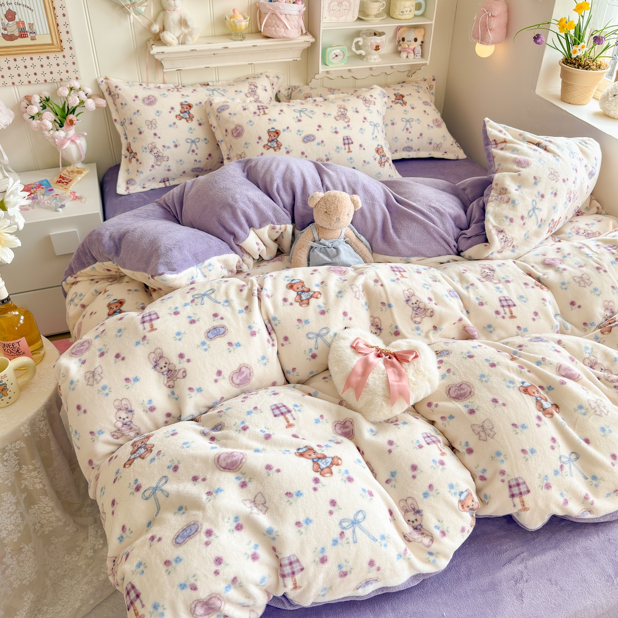 91家纺网 家纺一手货源 找家纺 卡斯诺家纺馆 2025新款高克重牛奶绒印花四件套 苏颜