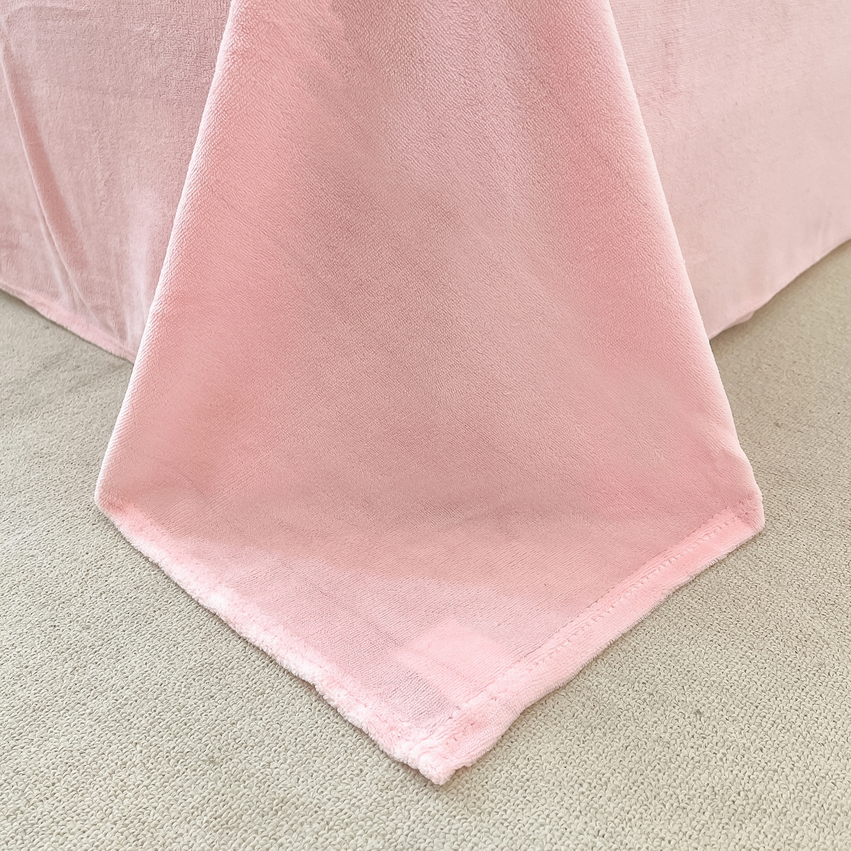 91家纺网 家纺一手货源 找家纺 卡斯诺家纺馆 2025新款高克重牛奶绒印花四件套 甜趣时光