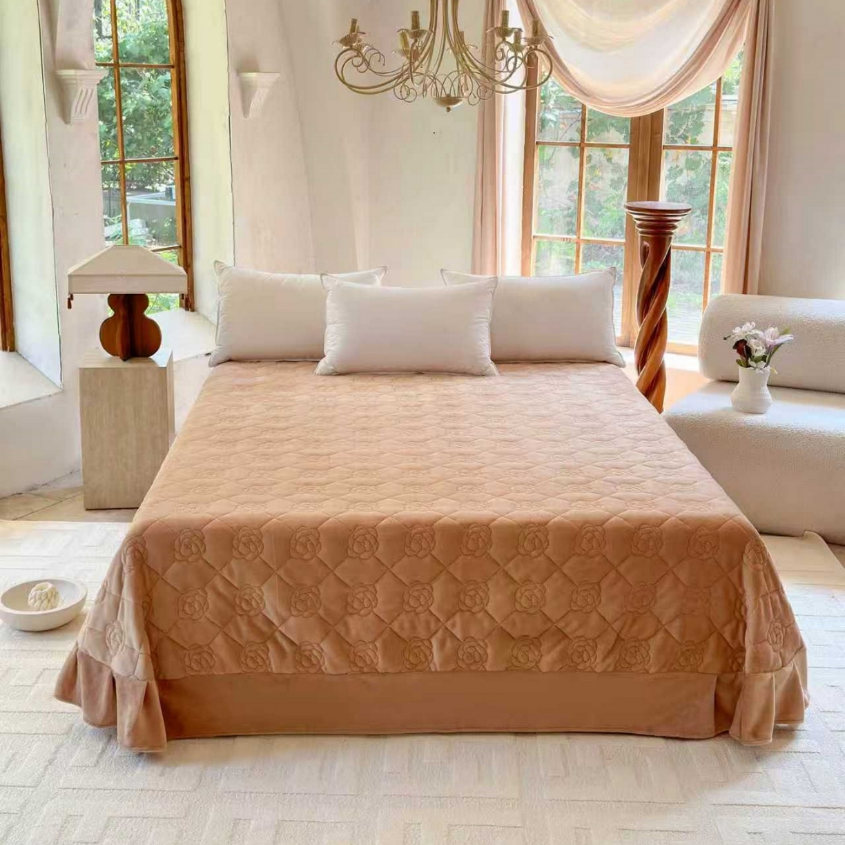 91家纺网 家纺一手货源 找家纺 7V 2025新款A类牛奶绒立体格四件套雕花绒夹棉床盖床笠四件套全工艺牛奶绒 驼色