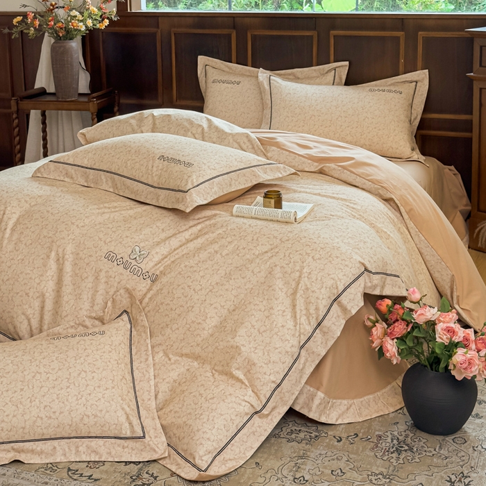 91家纺网 家纺一手货源 找家纺 舒慕家纺 2025新款长绒棉磨毛全棉磨毛四件套 梦蝶-黄