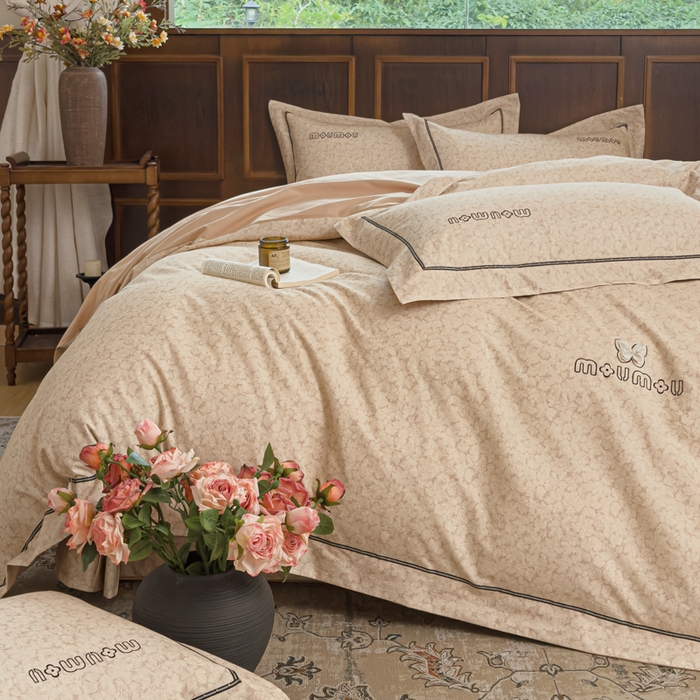 91家纺网 家纺一手货源 找家纺 舒慕家纺 2025新款长绒棉磨毛全棉磨毛四件套 梦蝶-黄