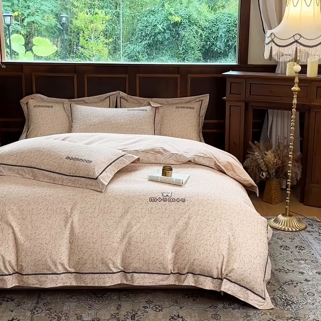 91家纺网 家纺一手货源 找家纺 舒慕家纺 2025新款长绒棉磨毛全棉磨毛四件套 梦蝶-黄