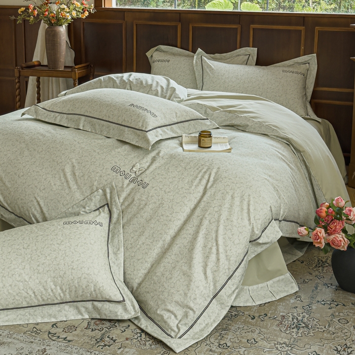 91家纺网 家纺一手货源 找家纺 舒慕家纺 2025新款长绒棉磨毛全棉磨毛四件套 梦蝶-绿