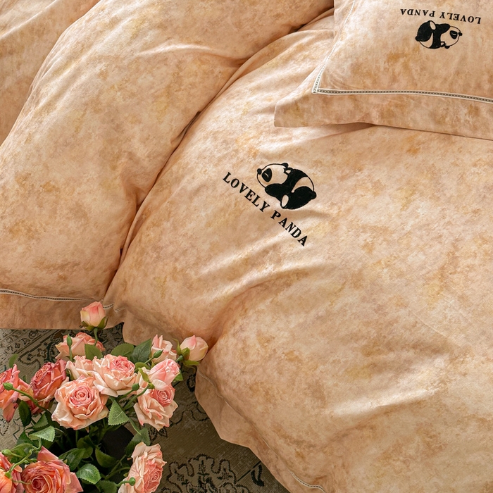 91家纺网 家纺一手货源 找家纺 舒慕家纺 2025新款长绒棉磨毛全棉磨毛四件套 熊猫-橘