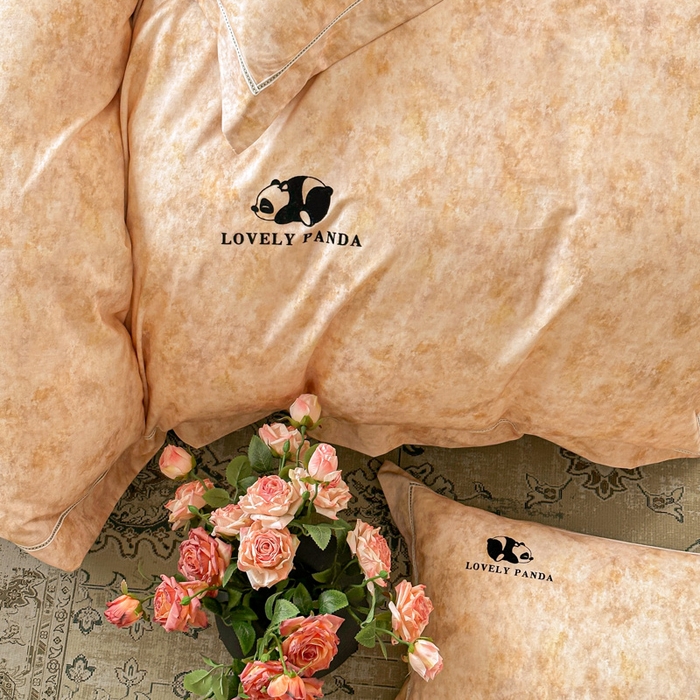 91家纺网 家纺一手货源 找家纺 舒慕家纺 2025新款长绒棉磨毛全棉磨毛四件套 熊猫-橘