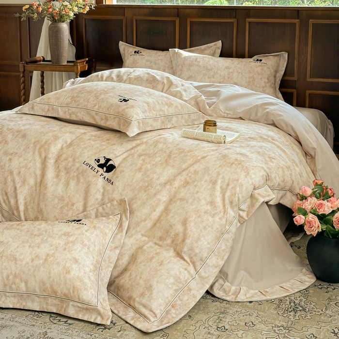 91家纺网 家纺一手货源 找家纺 舒慕家纺 2025新款长绒棉磨毛全棉磨毛四件套 熊猫-驼