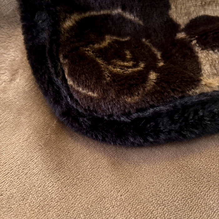 91家纺网 家纺一手货源 找家纺 铠畅家纺 2025新款兔毛包边款仿兔毛被套毯牛奶绒被套毯子 爱意玫瑰