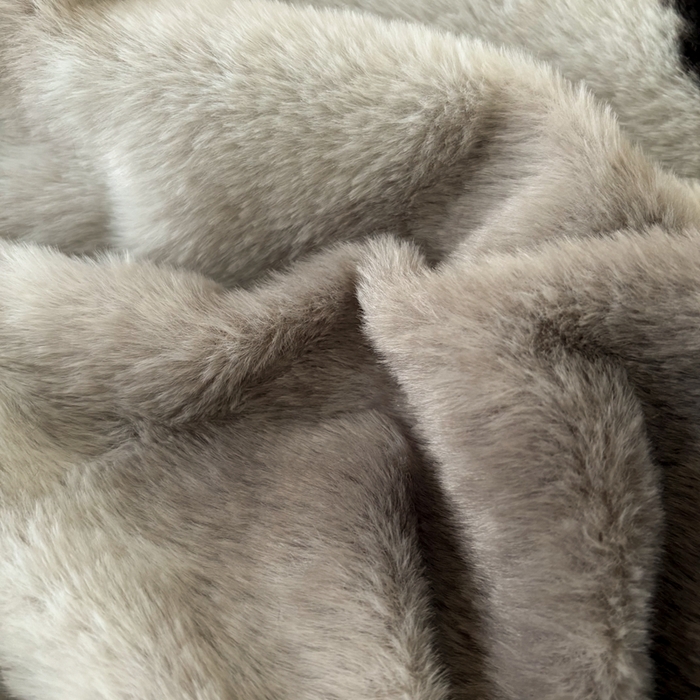 91家纺网 家纺一手货源 找家纺 铠畅家纺 2025新款兔毛包边款仿兔毛被套毯牛奶绒被套毯子 晨间玫瑰