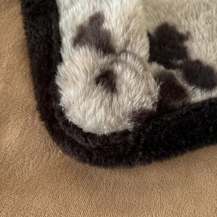 91家纺网 家纺一手货源 找家纺 铠畅家纺 2025新款兔毛包边款仿兔毛被套毯牛奶绒被套毯子 晨间玫瑰