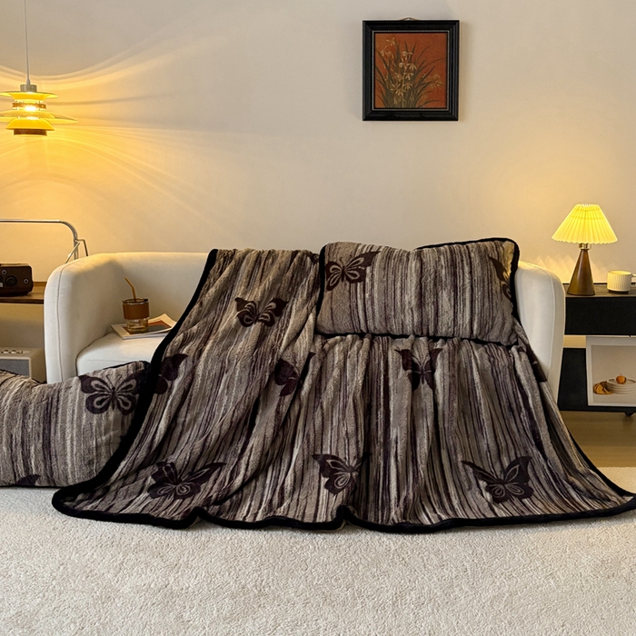 91家纺网 家纺一手货源 找家纺 铠畅家纺 2025新款兔毛包边款仿兔毛被套毯牛奶绒被套毯子 蝶之翼