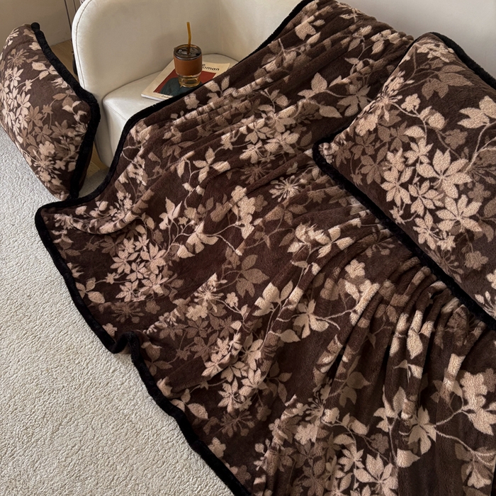 91家纺网 家纺一手货源 找家纺 铠畅家纺 2025新款兔毛包边款仿兔毛被套毯牛奶绒被套毯子 莫奈花园