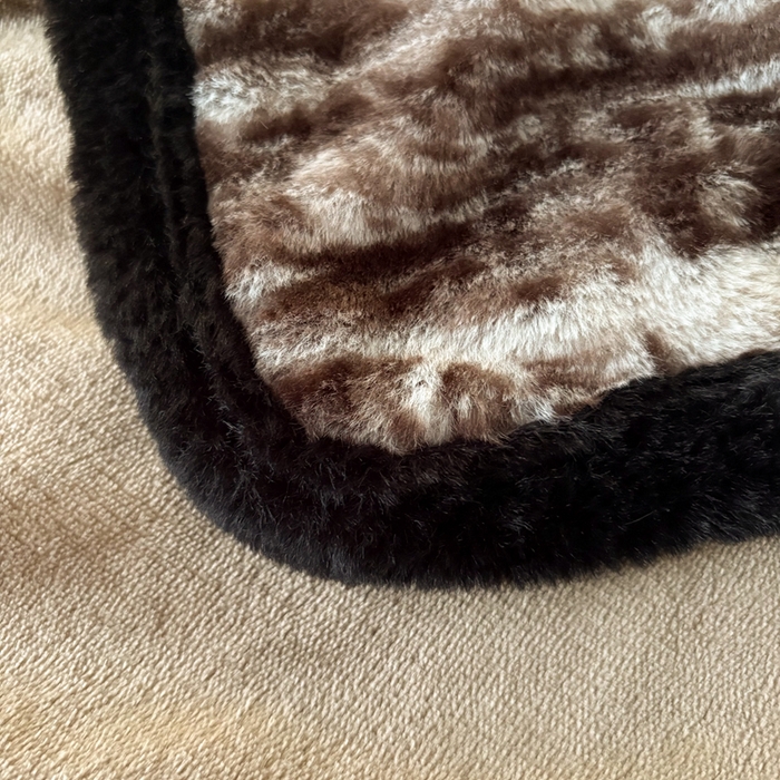 91家纺网 家纺一手货源 找家纺 铠畅家纺 2025新款兔毛包边款仿兔毛被套毯牛奶绒被套毯子 暮光