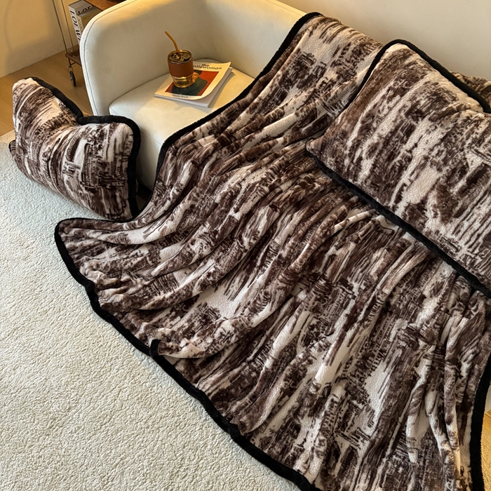 91家纺网 家纺一手货源 找家纺 铠畅家纺 2025新款兔毛包边款仿兔毛被套毯牛奶绒被套毯子 暮光