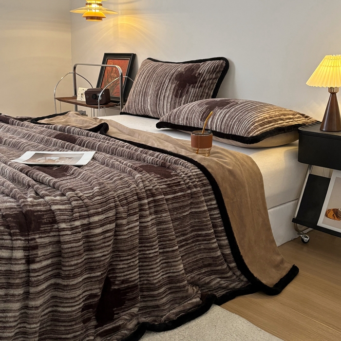 铠畅家纺 2025新款兔毛包边款仿兔毛被套毯牛奶绒被套毯子 永恒誓言