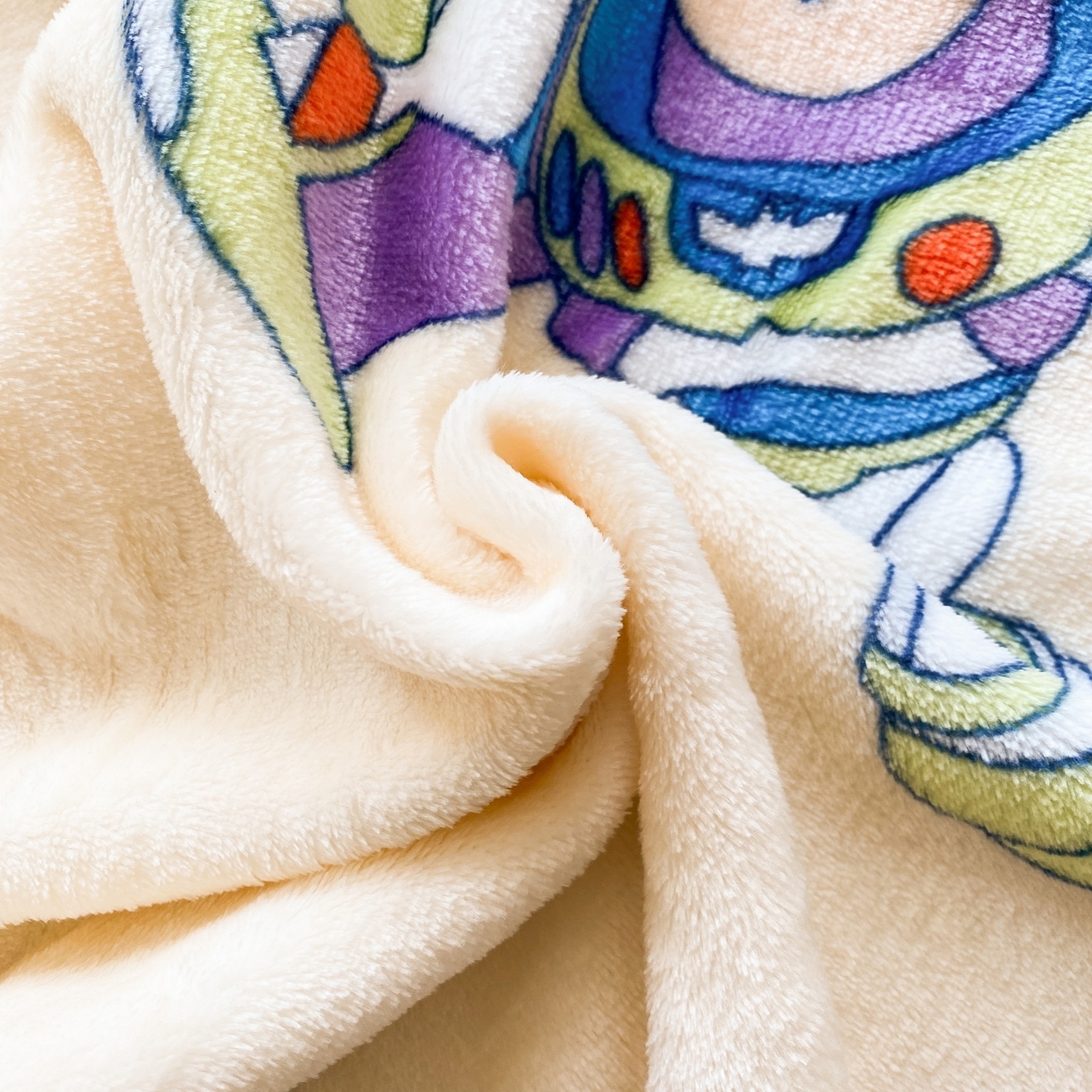 91家纺网 家纺一手货源 找家纺 （总）一电 2025新款卡通高克重双面法莱绒毛毯四季盖毯