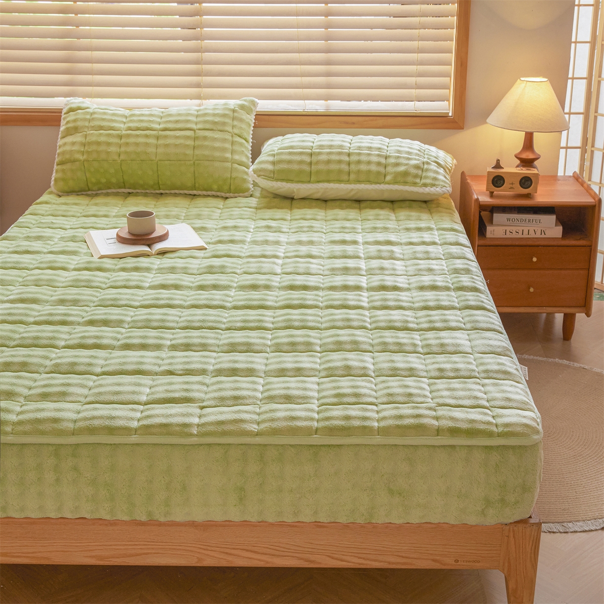 91家纺网 家纺一手货源 找家纺 鑫顺欣 2025新款泡泡牛奶绒床笠套件三件套 抹茶绿