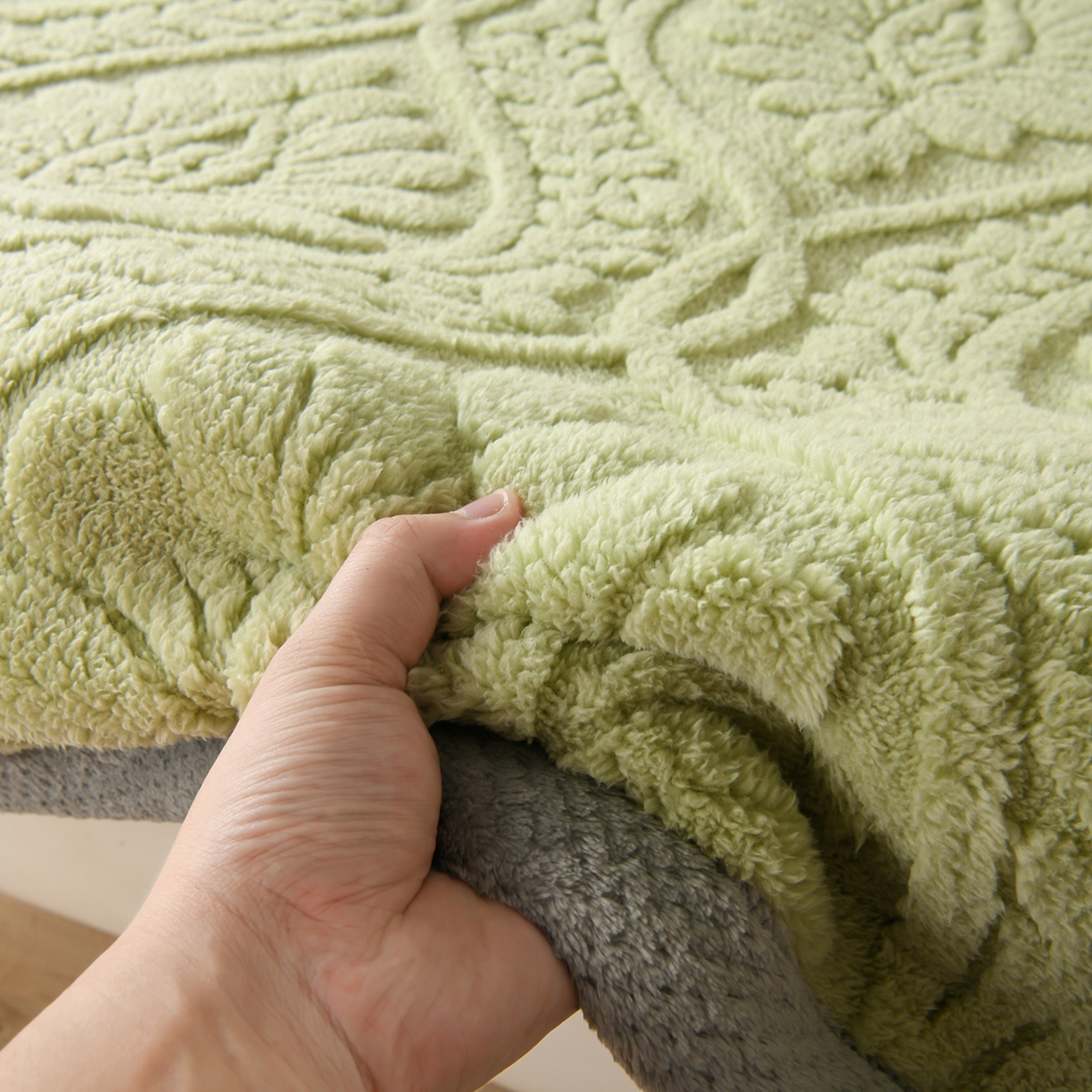 91家纺网 家纺一手货源 找家纺 （总）鑫姿席业 2025新款A类高克重雕花牛奶绒床垫