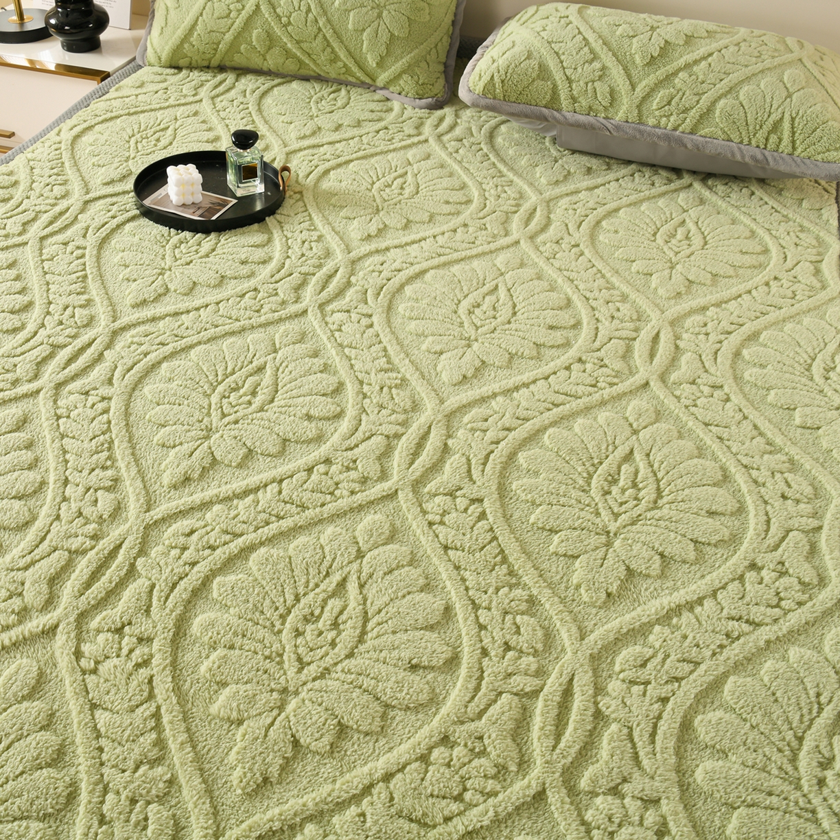 91家纺网 家纺一手货源 找家纺 （总）鑫姿席业 2025新款A类高克重雕花牛奶绒床垫