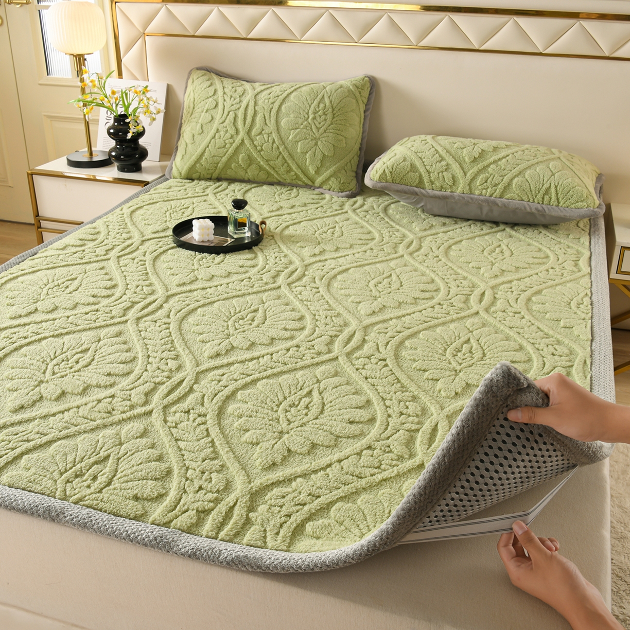 91家纺网 家纺一手货源 找家纺 （总）鑫姿席业 2025新款A类高克重雕花牛奶绒床垫