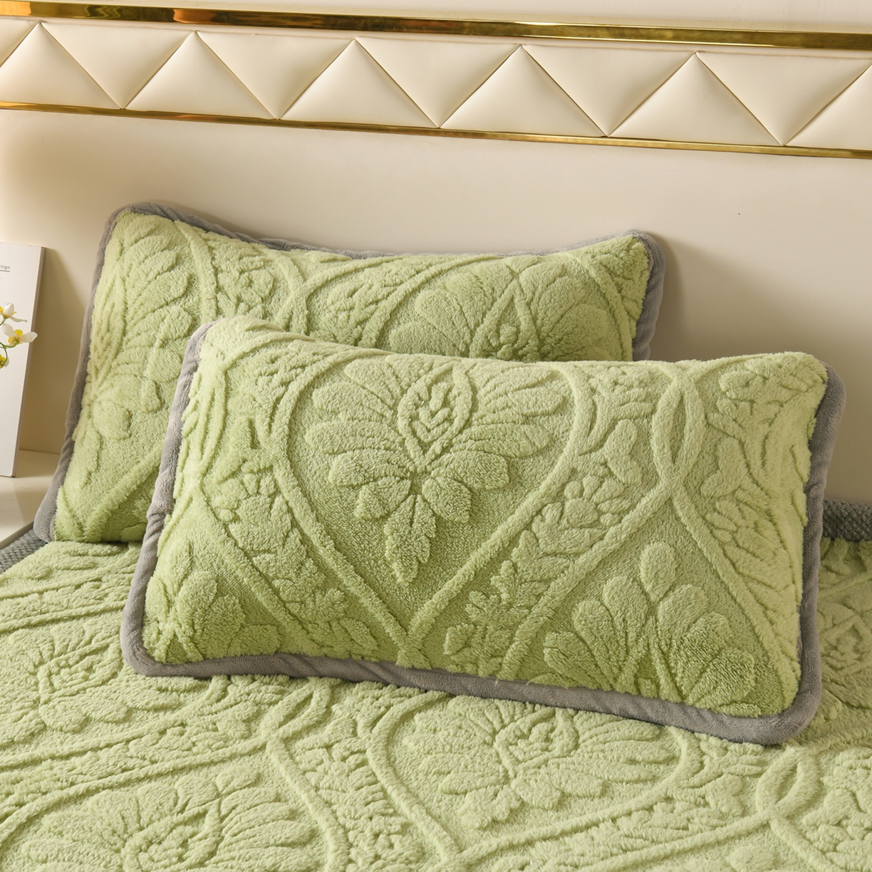 91家纺网 家纺一手货源 找家纺 （总）鑫姿席业 2025新款A类高克重雕花牛奶绒床垫