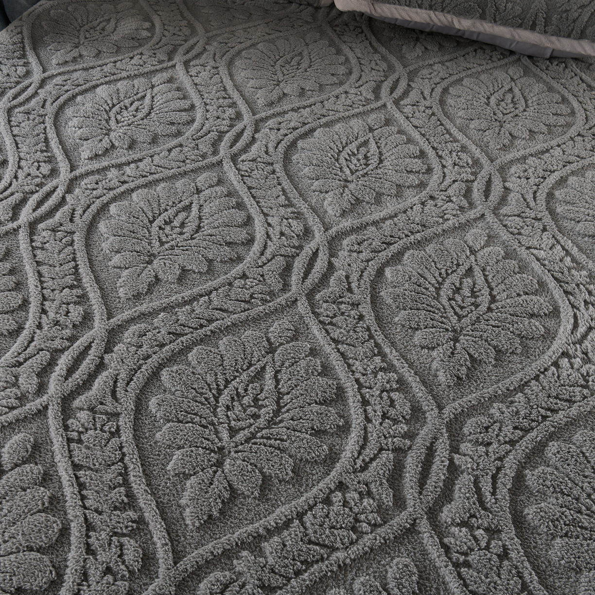 91家纺网 家纺一手货源 找家纺 鑫姿席业 2025新款A类高克重雕花牛奶绒床垫 米兰-深灰