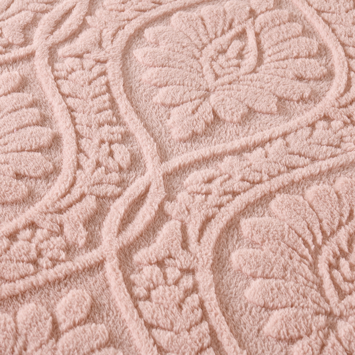 91家纺网 家纺一手货源 找家纺 鑫姿席业 2025新款A类高克重雕花牛奶绒床垫 米兰-樱花粉