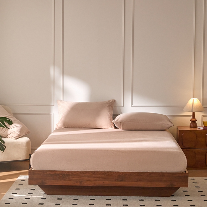 91家纺网 家纺一手货源 找家纺 （总）618家纺 2025新款樱花绒单品四件套系列-单床笠