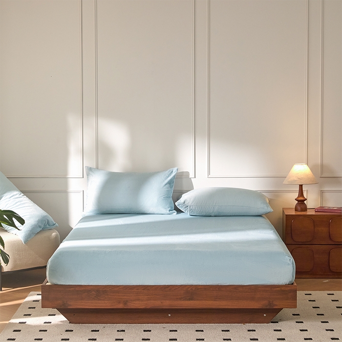 91家纺网 家纺一手货源 找家纺 （总）618家纺 2025新款樱花绒单品四件套系列-单床笠