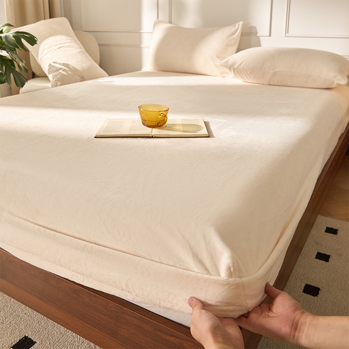 91家纺网 家纺一手货源 找家纺 （总）618家纺 2025新款樱花绒单品四件套系列-单床笠