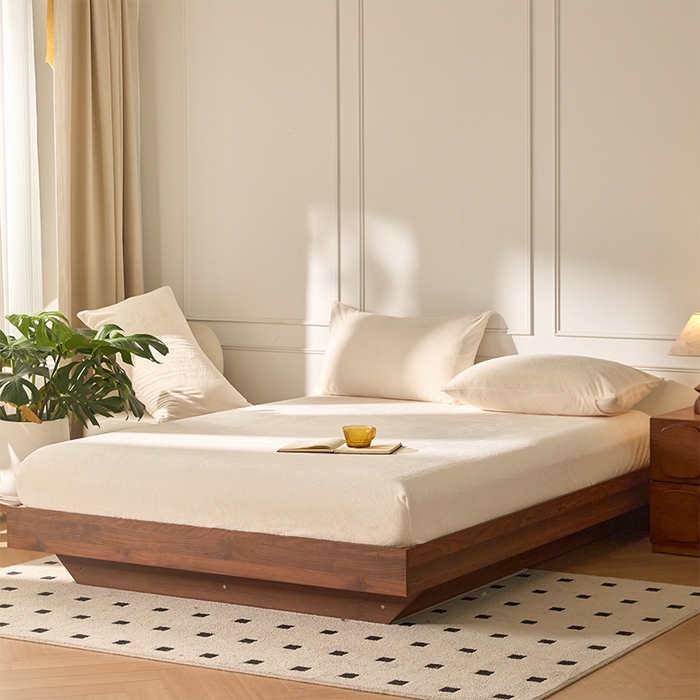 91家纺网 家纺一手货源 找家纺 （总）618家纺 2025新款樱花绒单品四件套系列-单床笠