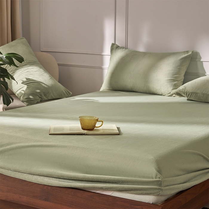 91家纺网 家纺一手货源 找家纺 618家纺 2025新款樱花绒单品四件套系列-单床笠 青柠