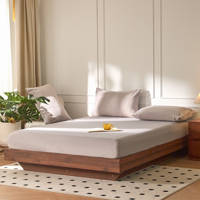 91家纺网 家纺一手货源 找家纺 618家纺 2025新款樱花绒单品四件套系列-单床笠 雾灰