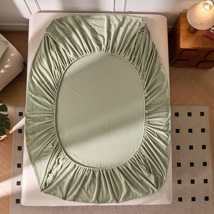 91家纺网 家纺一手货源 找家纺 618家纺 2025新款樱花绒单品四件套系列-单床笠 青柠