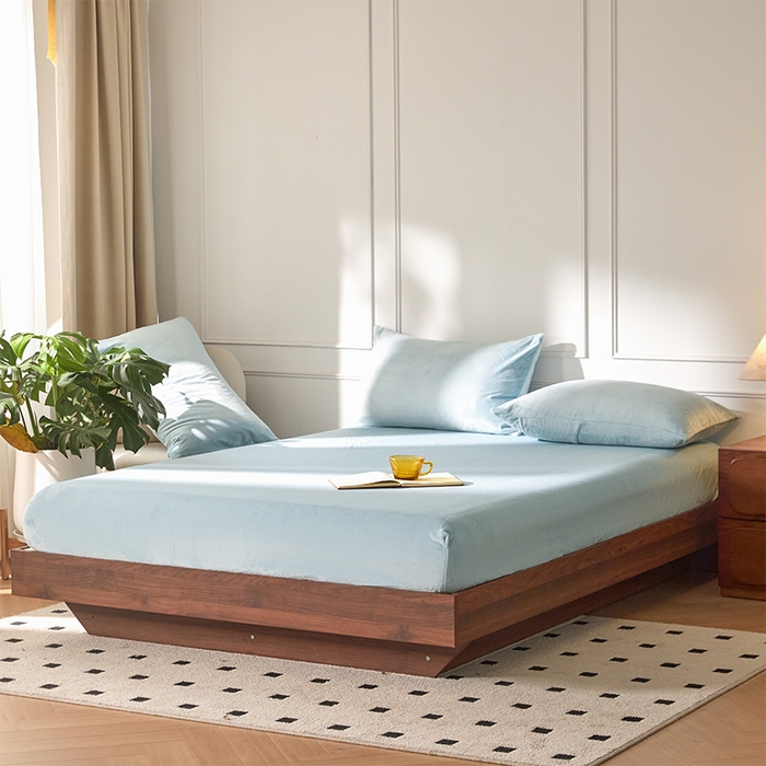 91家纺网 家纺一手货源 找家纺 618家纺 2025新款樱花绒单品四件套系列-单床笠 雾蓝