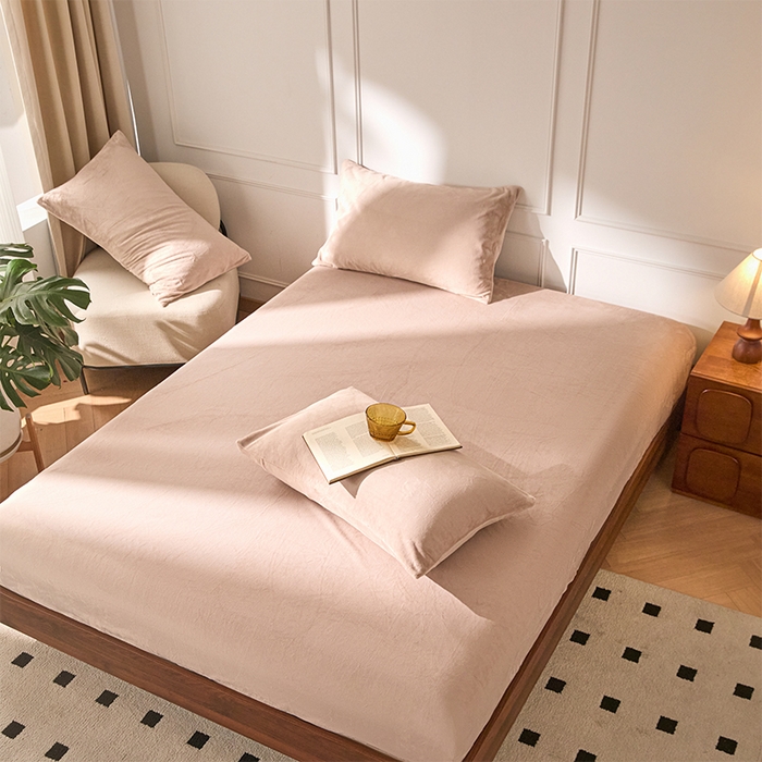 91家纺网 家纺一手货源 找家纺 618家纺 2025新款樱花绒单品四件套系列-单床笠 浅驼