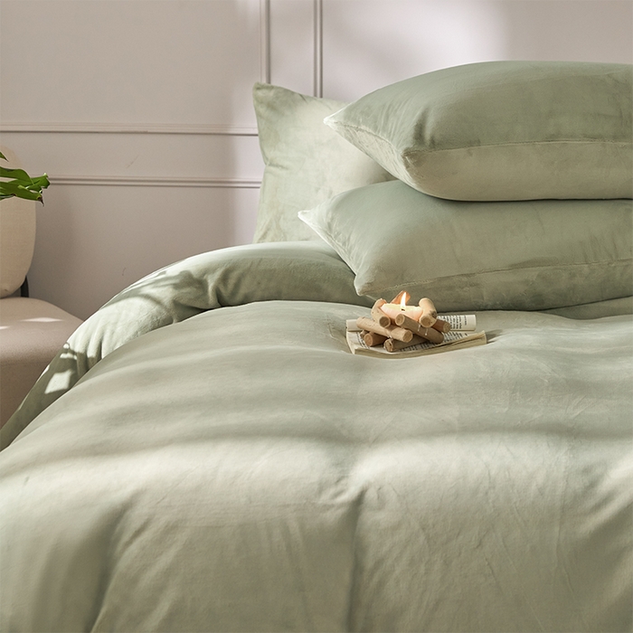 91家纺网 家纺一手货源 找家纺 618家纺 2025新款樱花绒单品四件套系列-单枕套 青柠