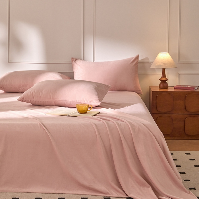 91家纺网 家纺一手货源 找家纺 618家纺 2025新款樱花绒单品四件套系列-单床单 雾粉