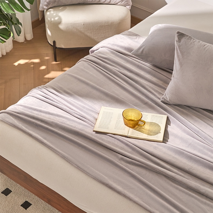 91家纺网 家纺一手货源 找家纺 618家纺 2025新款樱花绒单品四件套系列-单床单 雾灰